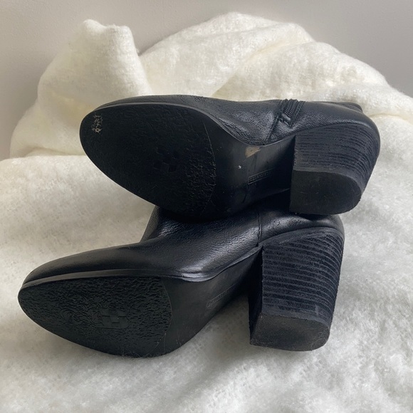 Vince Camuto Leather Stack-Heeled Ankle Boot - Picture 4 of 8